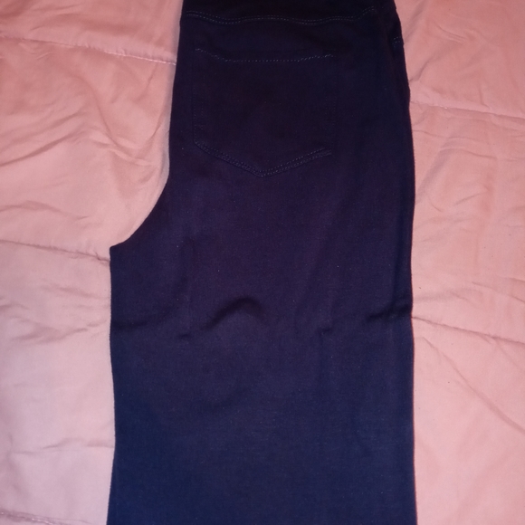 Women clothing - Picture 13 of 16